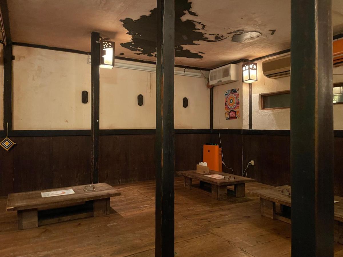 月光荘沖縄 Hotel Наха Екстериор снимка