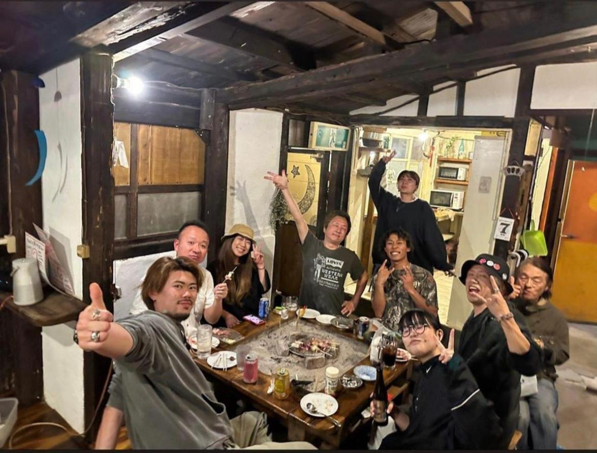 月光荘沖縄 Hotel Наха Екстериор снимка