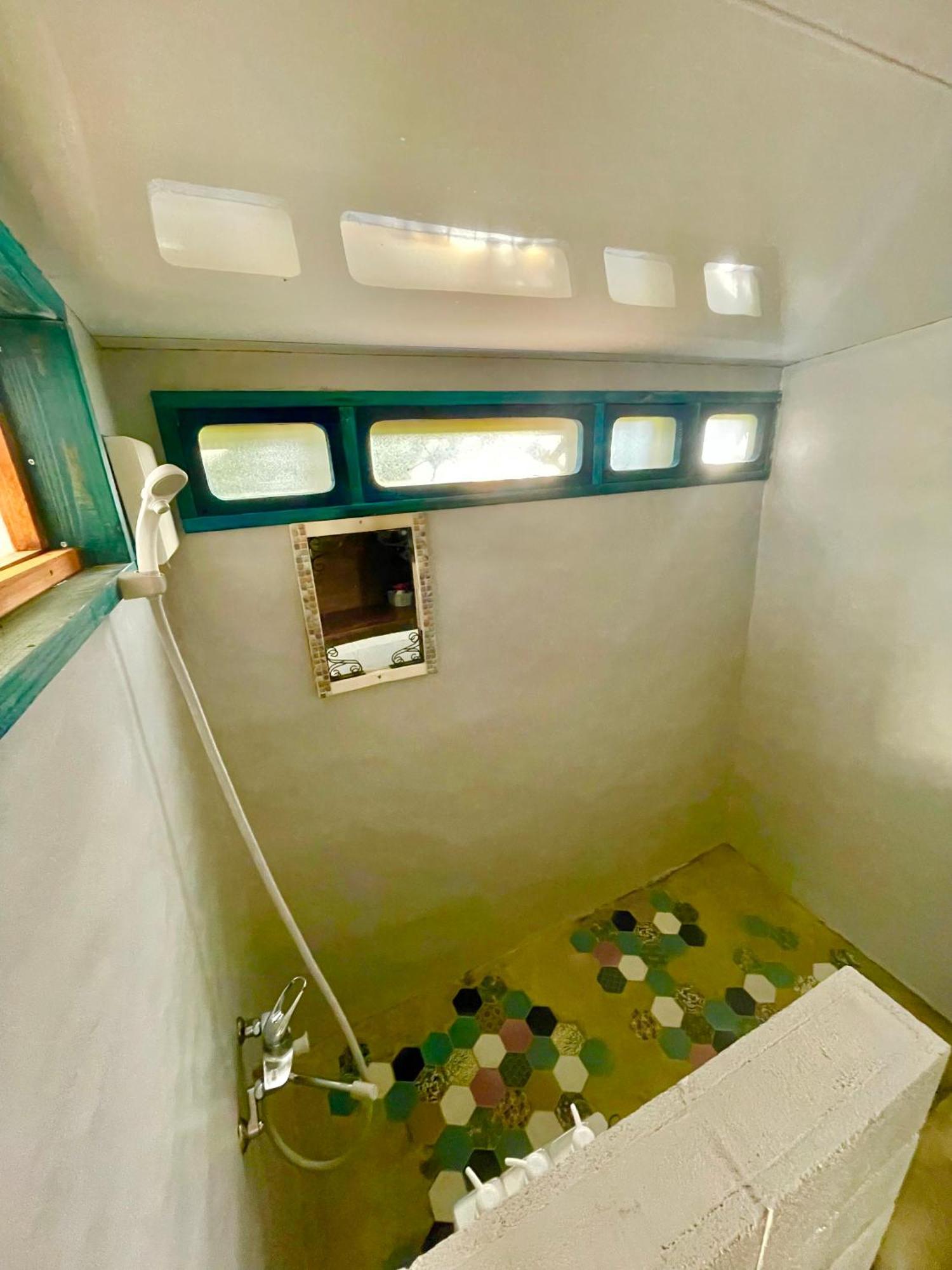 月光荘沖縄 Hotel Наха Екстериор снимка